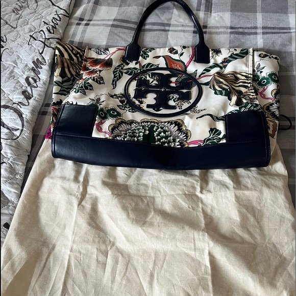 Tory Burch Handbags - Tory Burch handbag